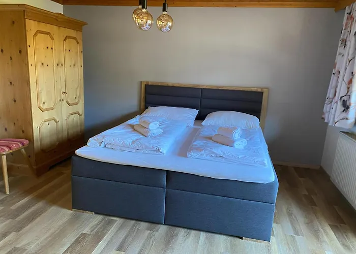 Residenz Am Erzbach 2a *